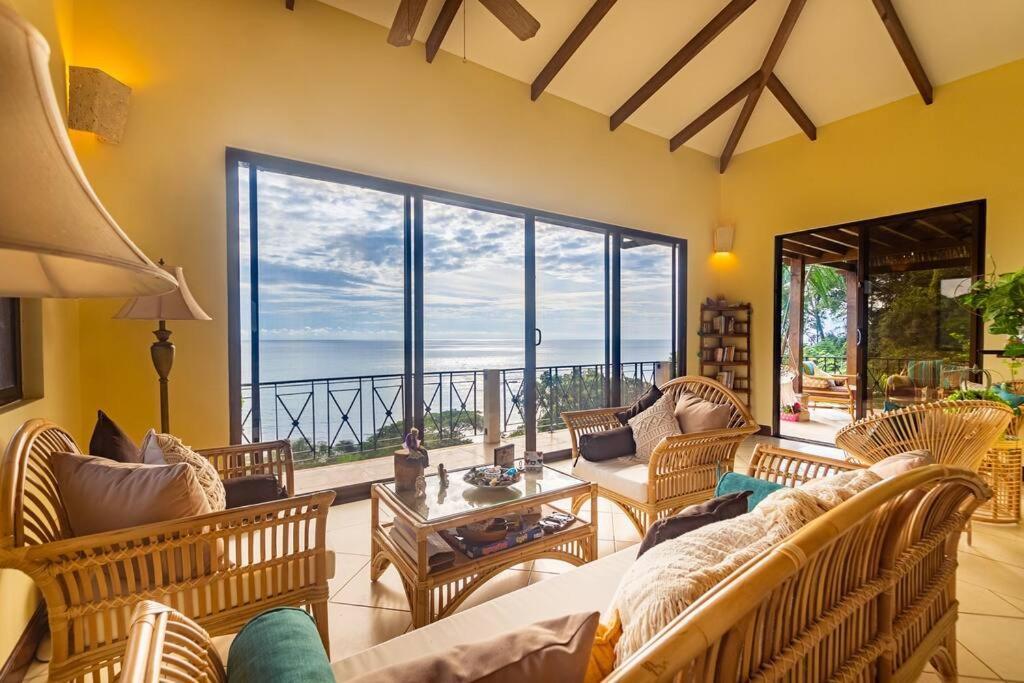 Villa Amor Del Mar With Breathtaking View Of Ocean & Jungle Dominical Buitenkant foto